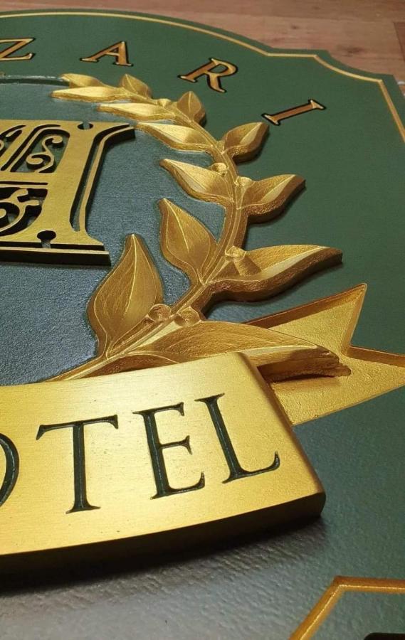 Cezari Aparthotel Braşov Buitenkant foto