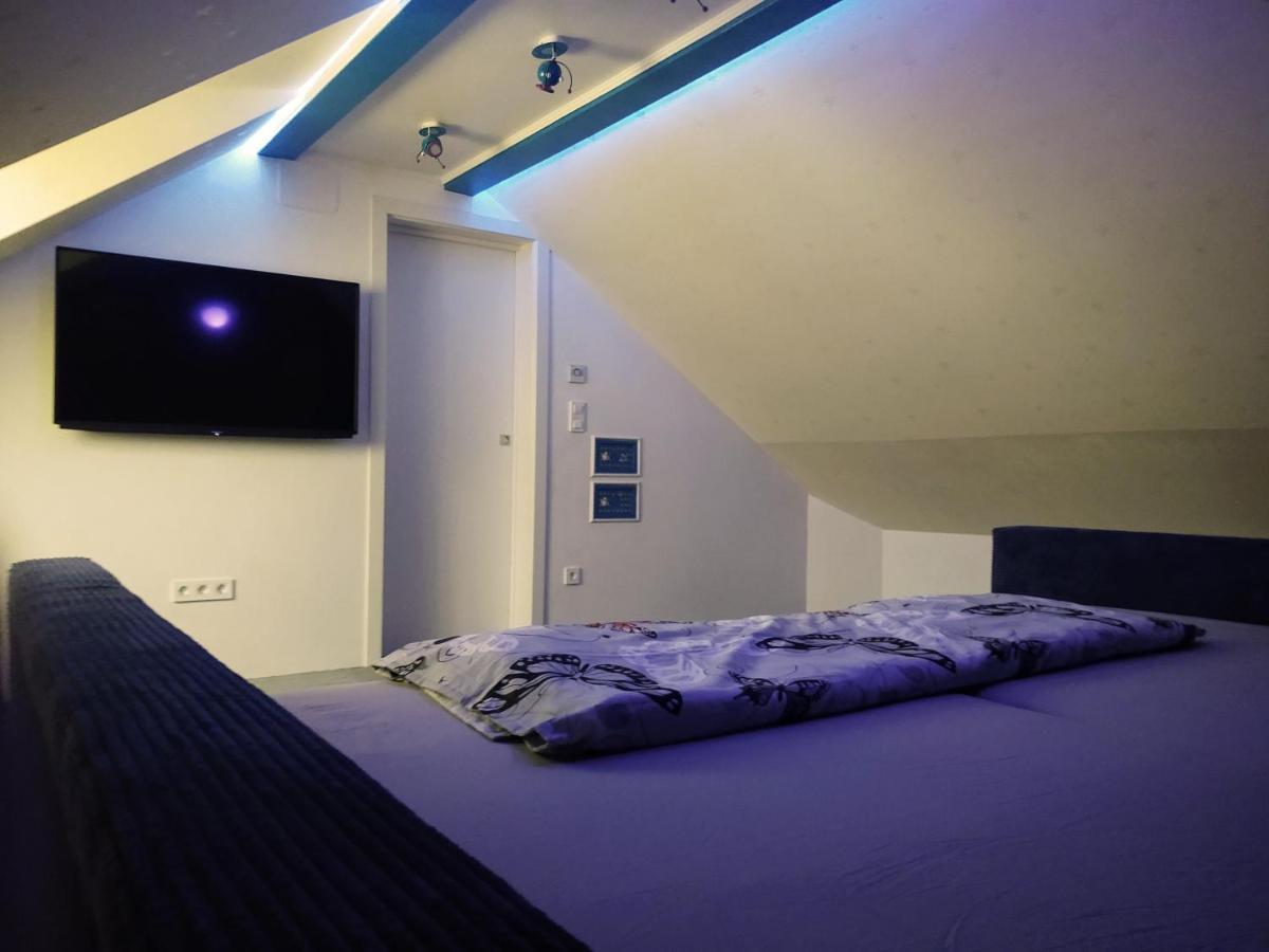 Cezari Aparthotel Braşov Buitenkant foto
